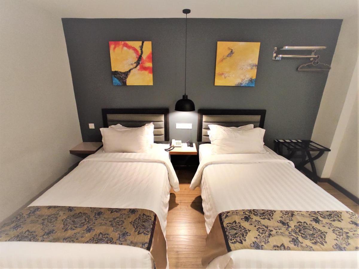 Apple Suites Hotel Sitiawan Dış mekan fotoğraf