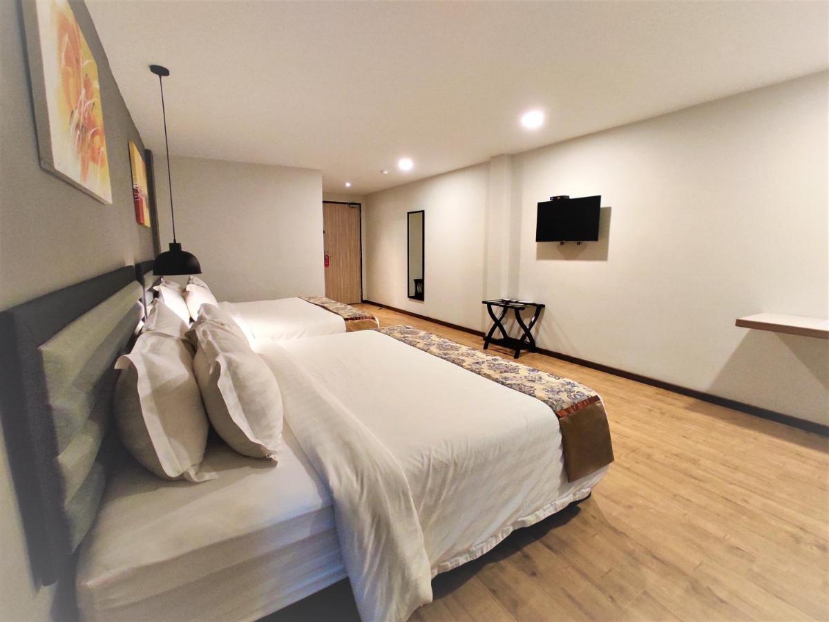 Apple Suites Hotel Sitiawan Dış mekan fotoğraf